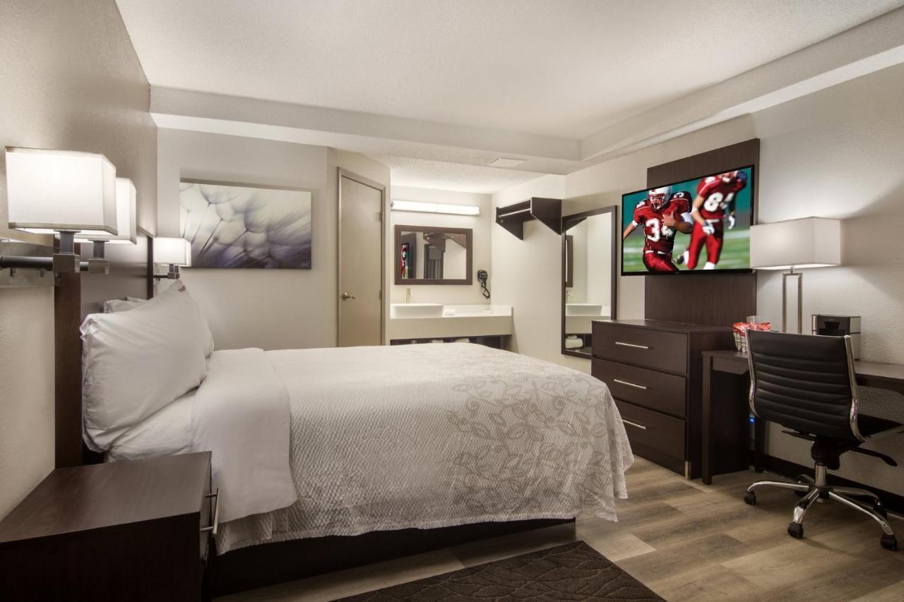 Red Roof Inn Plus & Suites Erie Luaran gambar